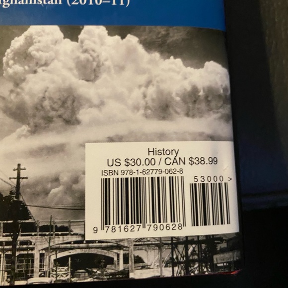 Killing the Rising Sun Book Written By Bill O’Reilly and Martin Dugard - Picture 8 of 16